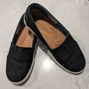 TOMS Shoes